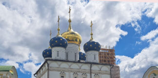 Спасо-Преображенский Кафедральный Собор в Твери: "Святой Спас Златоверхий" от закладки в 1285 до освящения в 2024, видео 2026